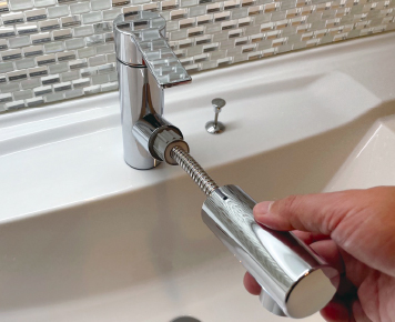 シングルレバー式混合水栓