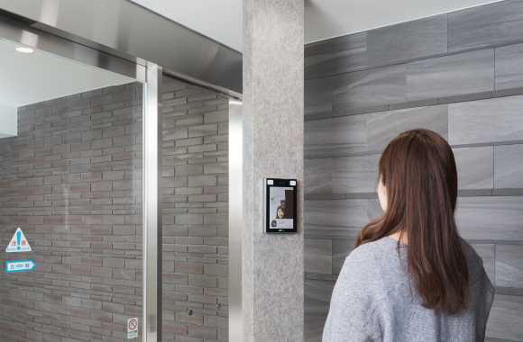 メインエントランス