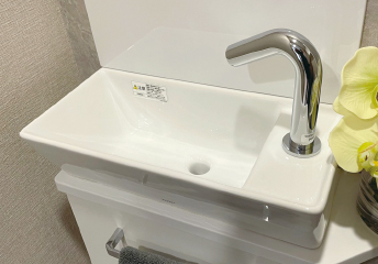 手洗器自動水栓